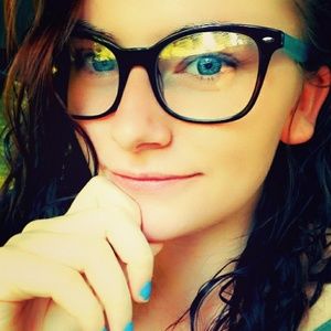 Meet your Posher, Elisabeth